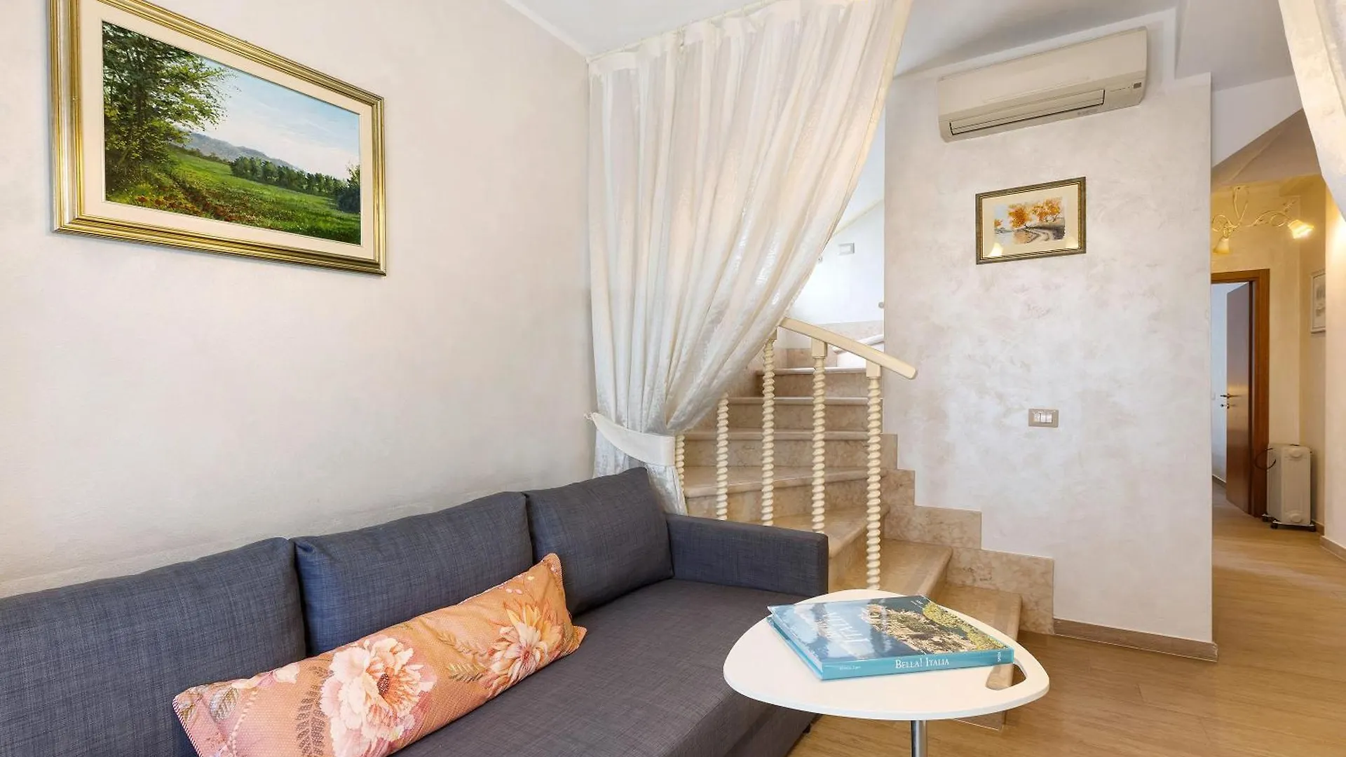 Villa Lake Garda Mia Sirmione Italien
