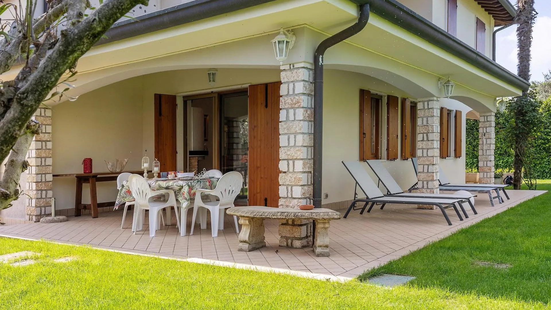 Villa Lake Garda Mia Sirmione